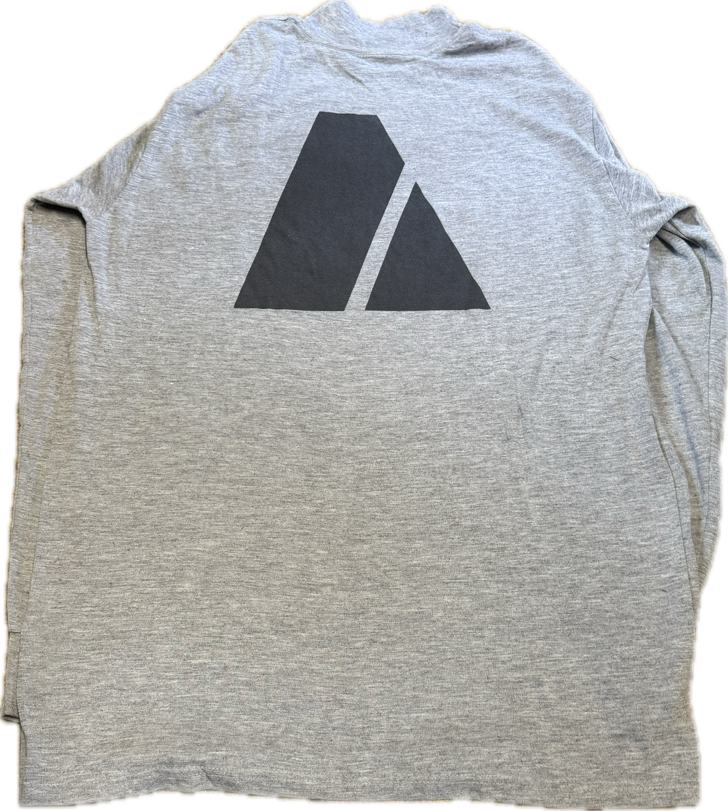 US ARMY GREY LONG SLEEVE PT SHIRT IPFU PHYSICAL TRAINING REFLECTIVE LOGO T-SHIRT