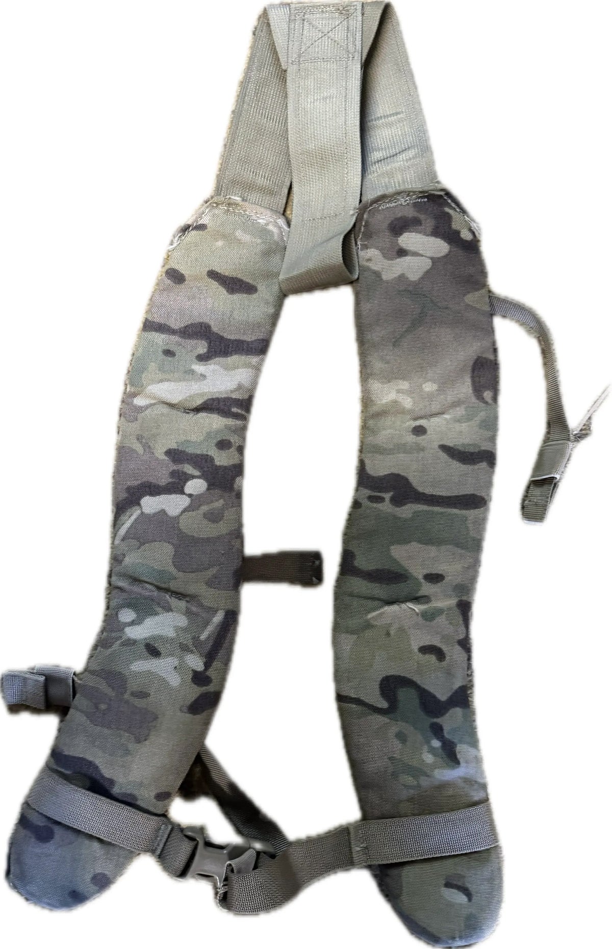 Multicam Medium Rucksack Shoulder Straps NSN 8465-01-1080-0212