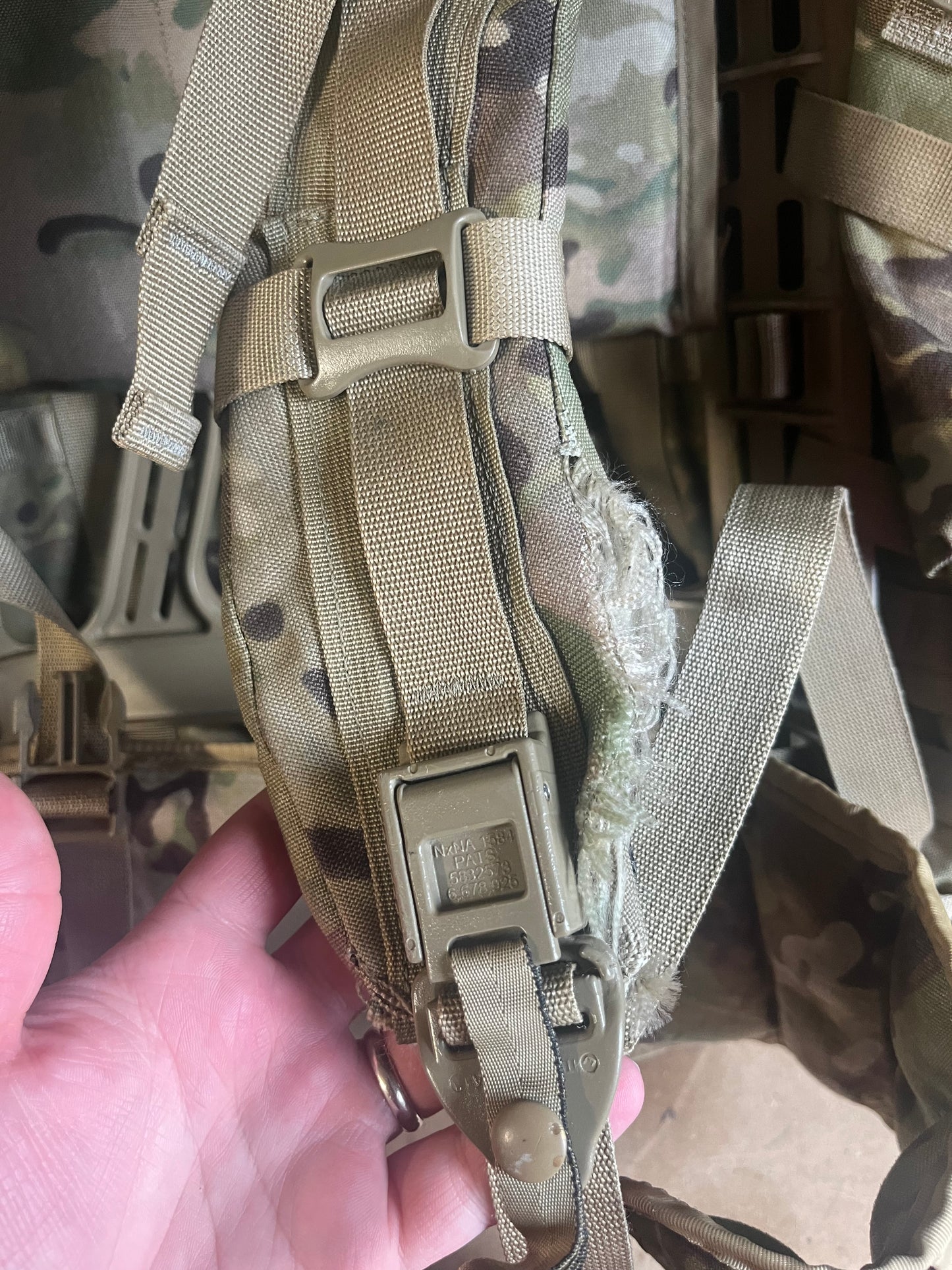 USGI MOLLE II Large Rucksack Kit Multicam w/ Sus Pouches (FAIR SHOULDER STRAPS)