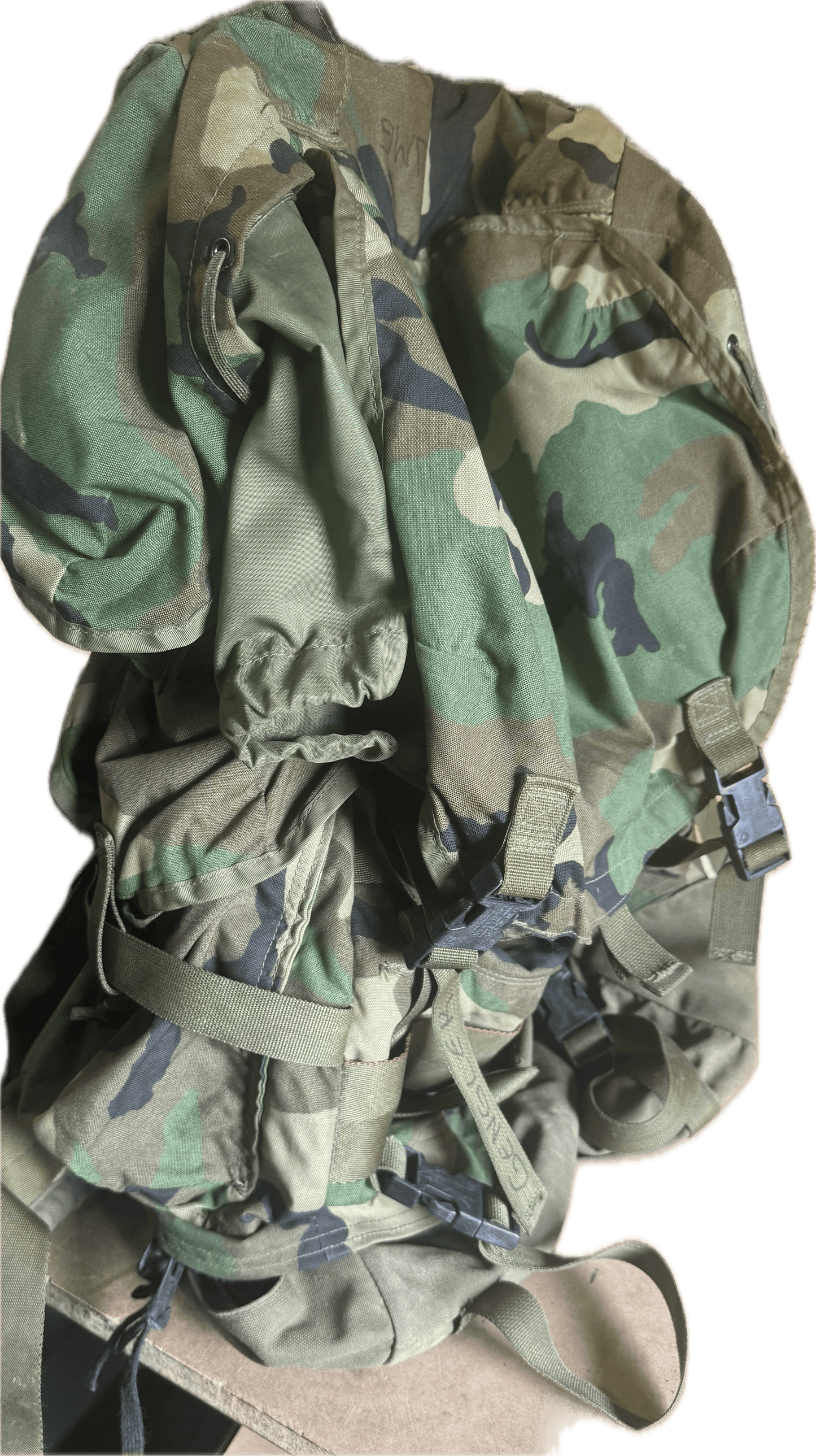 USGI CFP 90 Field Pack Large Woodland Camo Internal Frame Specialty Defense