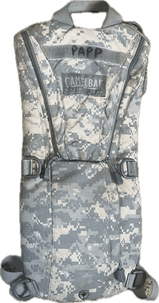 USGI ACU Camelbak Thermobak Hydration System Carrier with NEW Bladder