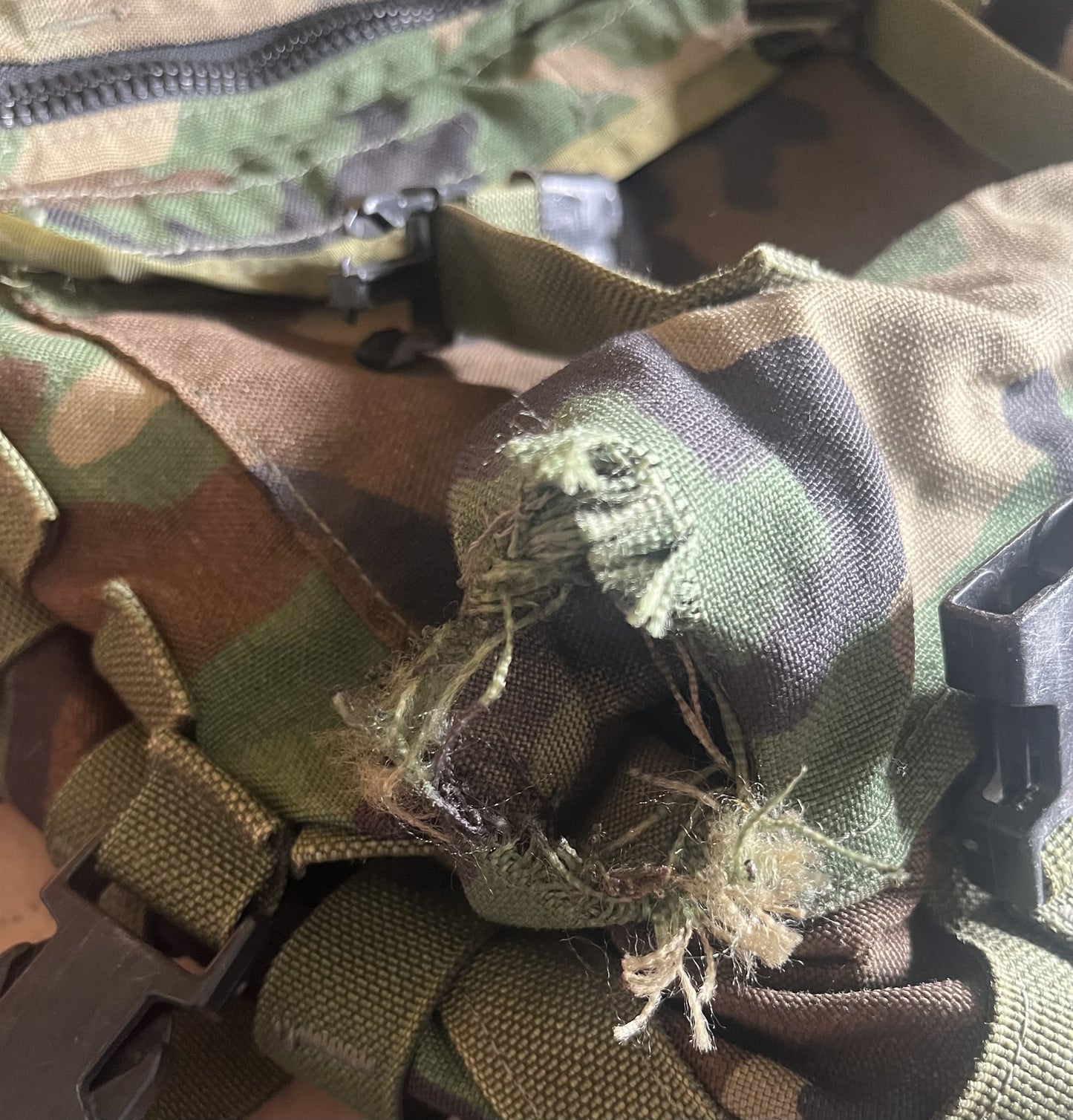 FAIR / NO STIFFENER USGI SDS Woodland MOLLE II Assault Pack Style 4095