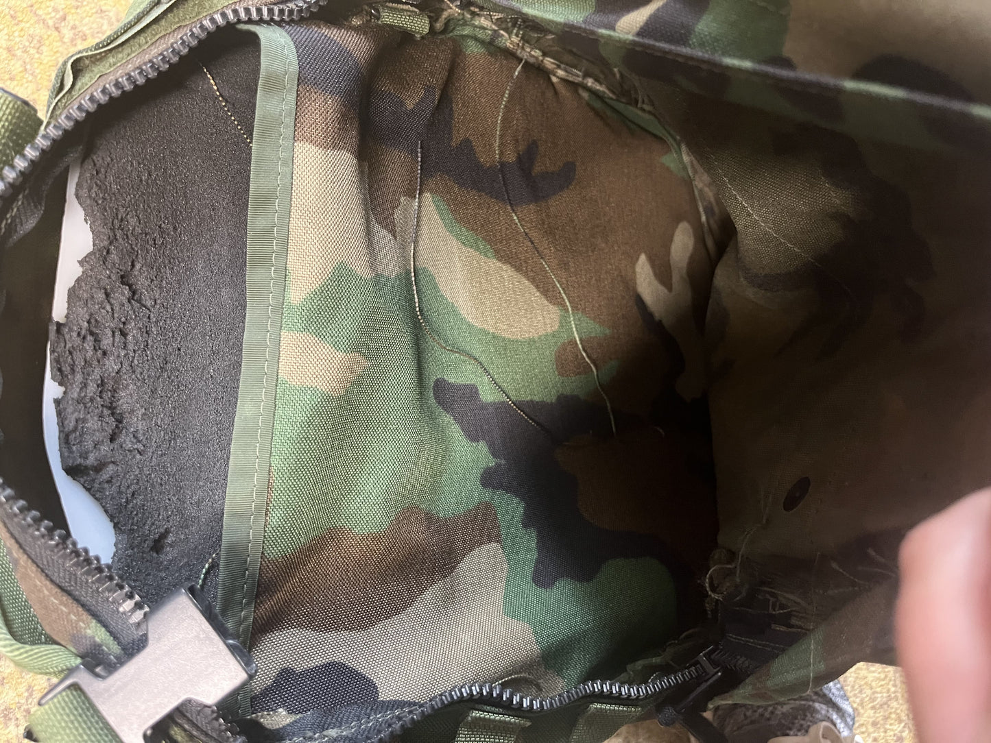 FAIR USGI SDS Woodland MOLLE II Assault Pack With Stiffener
