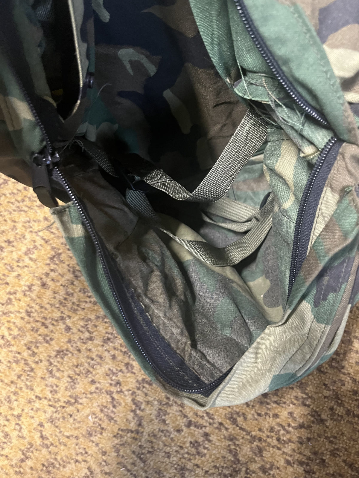 USGI ARMY Patrol Pack Combat Backpack Assault Pack Woodland Camo M81 CFP-90