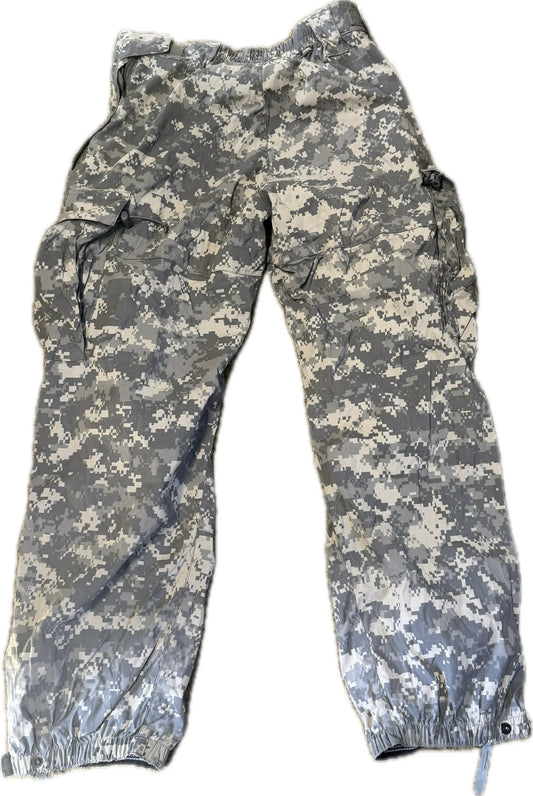 USGI Soft Shell Cold Weather Trousers Without Suspenders ACU UCP Medium Regular NSN 8415-01-538-6766