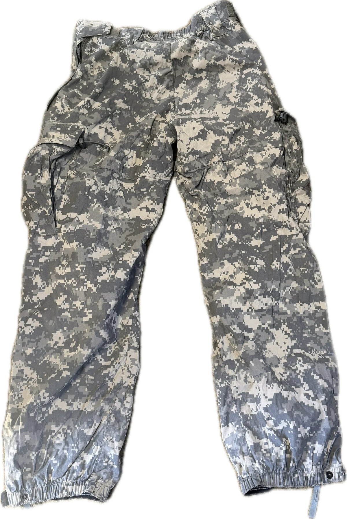 USGI Soft Shell Cold Weather Trousers Without Suspenders ACU UCP Medium Regular NSN 8415-01-538-6766